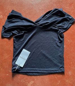 Chic Black Bow Detail Off-Shoulder Top
