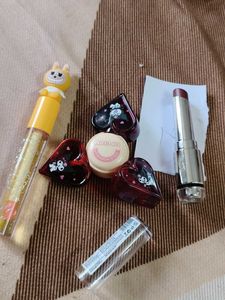 Cute Heart-Shaped Lip Gloss Set