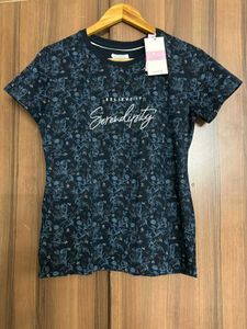 🆕Amandi  Floral Print T-Shirt