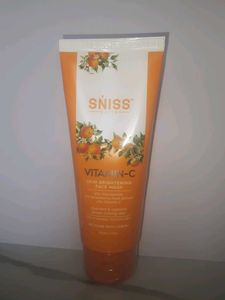 SNISS Vitamin C Skin Brightening Face Wash