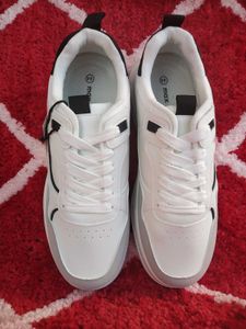 Men Stylish White Sneakers