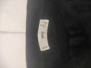 Classic Black Ribbed Long Sleeve Top