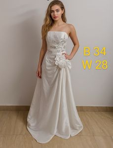 Elegant White 👰