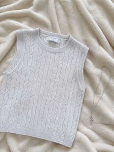 IMPORTE Cable Knit Sleeveless Sweater Vest