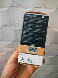 Derma Co 2% High Coverage Foundation Spf 40 Pa+++