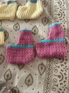 Woollen Socks N Sweater For Infant