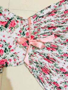 Floral Print Pleated Dress