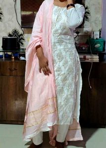 Elegant White Kurta Set with Pink Dupatta