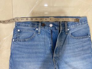 levis jeans- used thrice