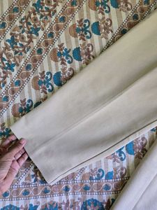 Chic Pleated Khaki Trousers