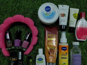 Skincare & Nail Art Kit