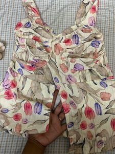 Floral Tulip Print Sleeveless Top