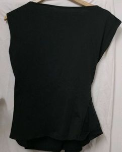 one off shoulder tops