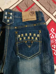 Stylish Women's Blue Denim Jeans