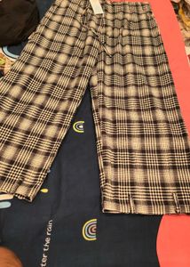 Checkered Wide Leg Trousers