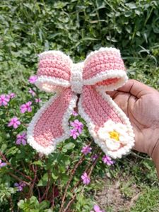 Crochet Bow Hair Clip
