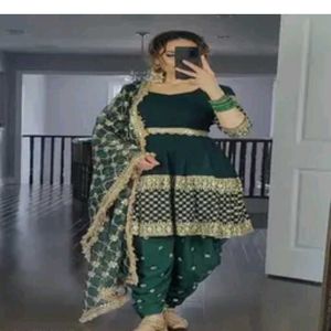 Elegant Green Kurta Set with Dupatta