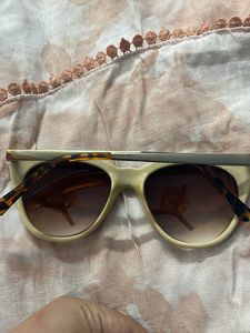 Sunglass