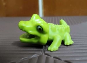 4 kinder Joy Animal Figurines Set