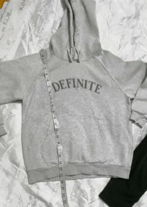 Very Beautiful Woolen Hoddie With Beautful Lower