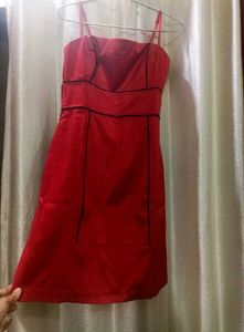 Price🔽Ravishing Red With Black Sash ♥️