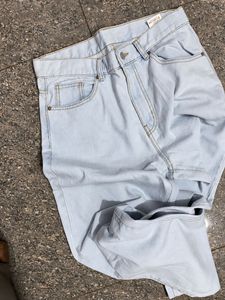 Light Wash straight baggy Jeans