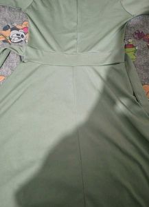 Stylish Green Midi Dress