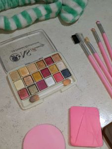 Makeup Essentials Kit