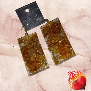 Gold Glitter Resin Earrings