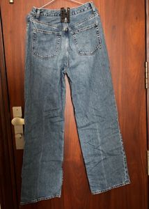 UNIQLO Light Wash Wide Leg Jeans