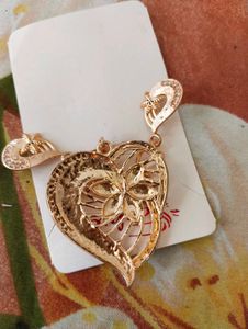 Gold Heart Pendant &amp; Earring Set no bargaining