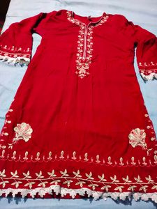 Elegant Red Embroidered Kurta
