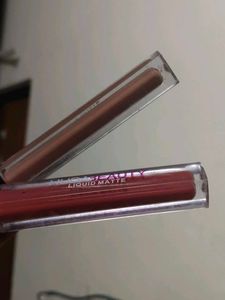 Huda Beauty Liquid Matte Lipsticks (2 Shades)