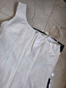 White middi bodycon dress
