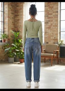 Stylish Ruched Neck Top