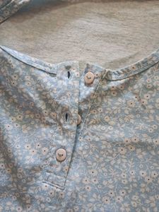 Blue Floral Print 3/4 Sleeve Top