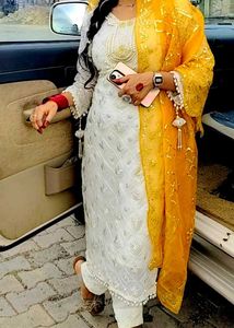 Elegant White Kurta Set with Yellow Dupatta