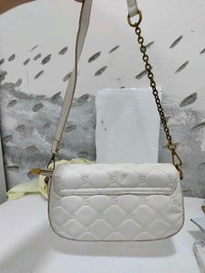 Chic White Quilted Shoulder Bag