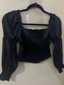 H&amp;M Black Puff Sleeve Crop Top