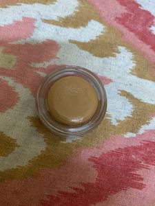 Lakme Cinnamon concealer