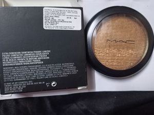 💯 Original MAC HIGHLIGHTER OH DARLING