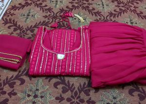 beautiful kurta set for women