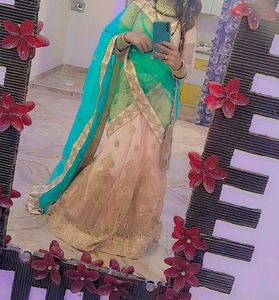 beautiful heavy lahenga kurti set