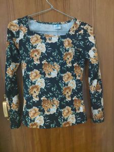 Floral Print Long Sleeve Top