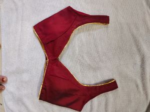 deep neck blouse non padded