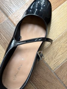 Westside LunaBlu black solid heels size:40