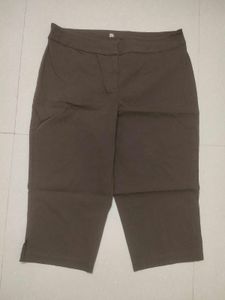 Imported Slimming Capri Pant