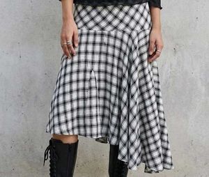 Chic Plaid Asymmetrical Midi Skirt