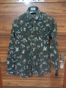 m size olive green beautiful shirt