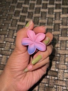 Floral Hair Clips Set 🌸